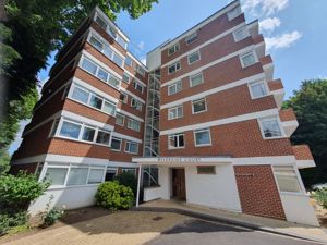 Riverside Court- click for photo gallery